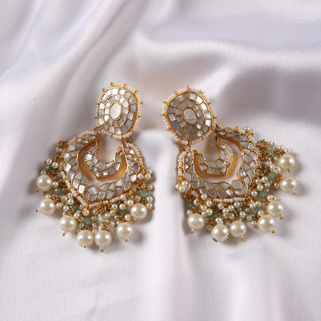 KANAKYA MOTHER OF PEARLS CHANDBALI