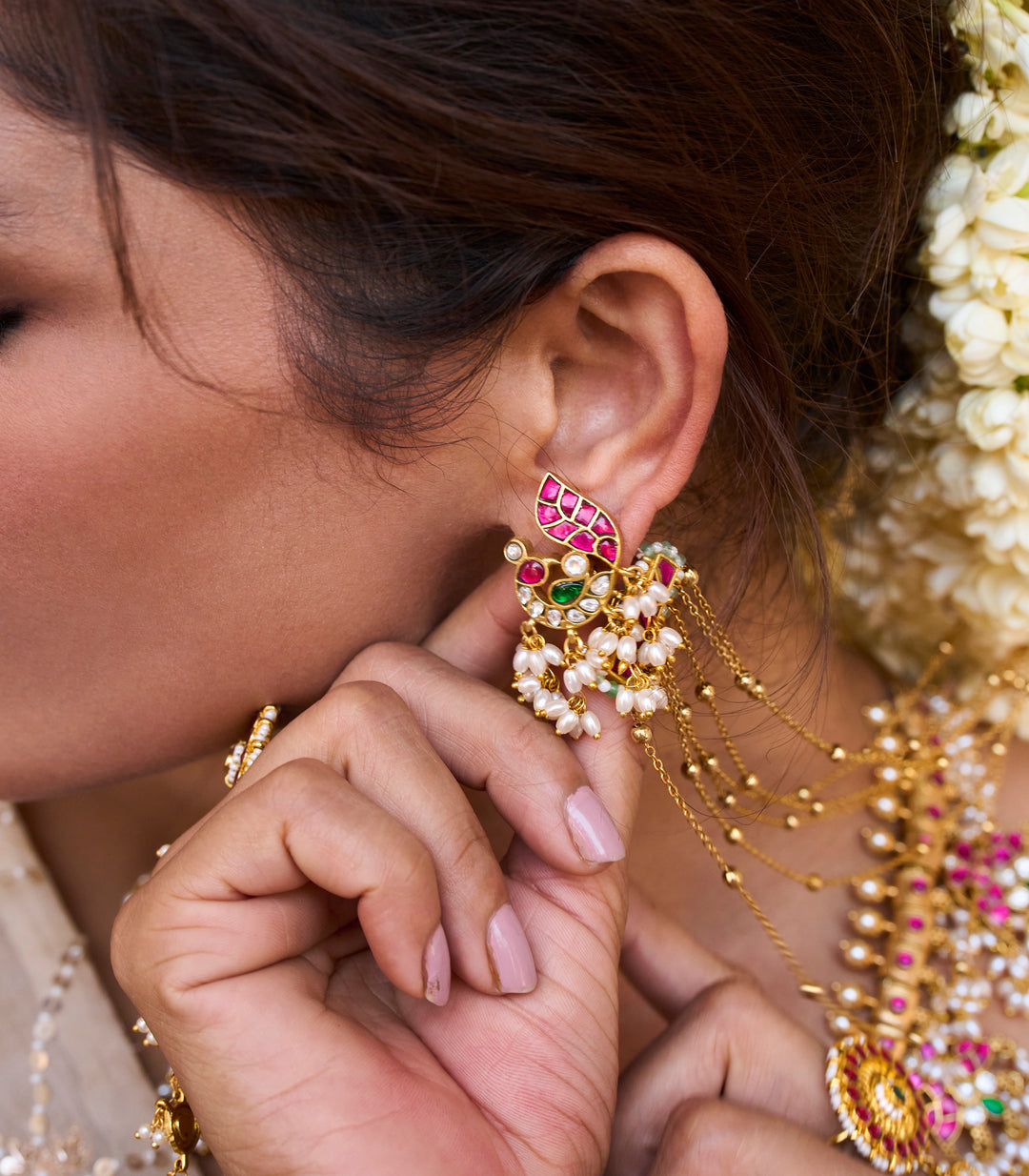 SARVANI RED & GREEN EARRING