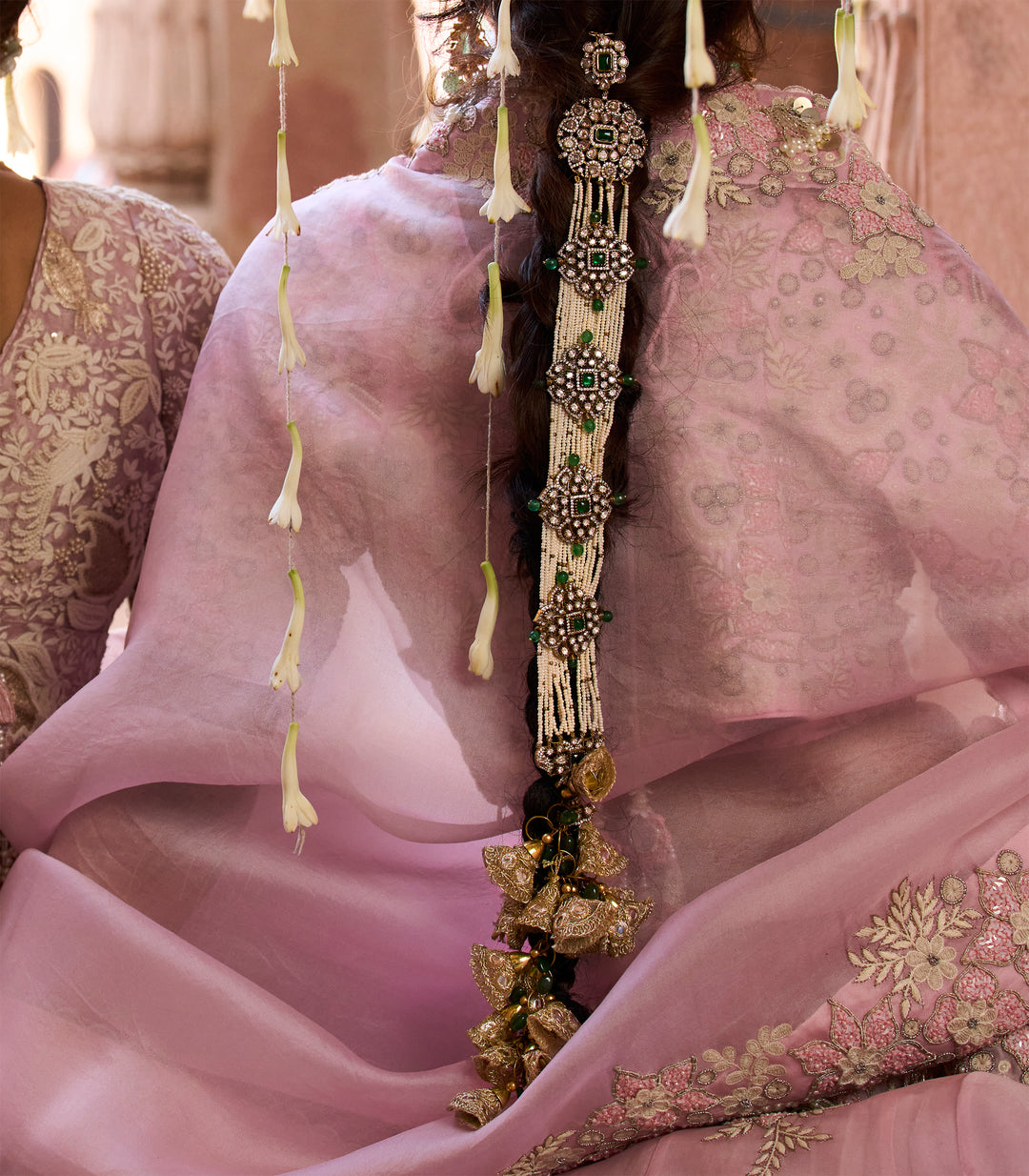 SHRIYA NAVRATAN NECKLACE