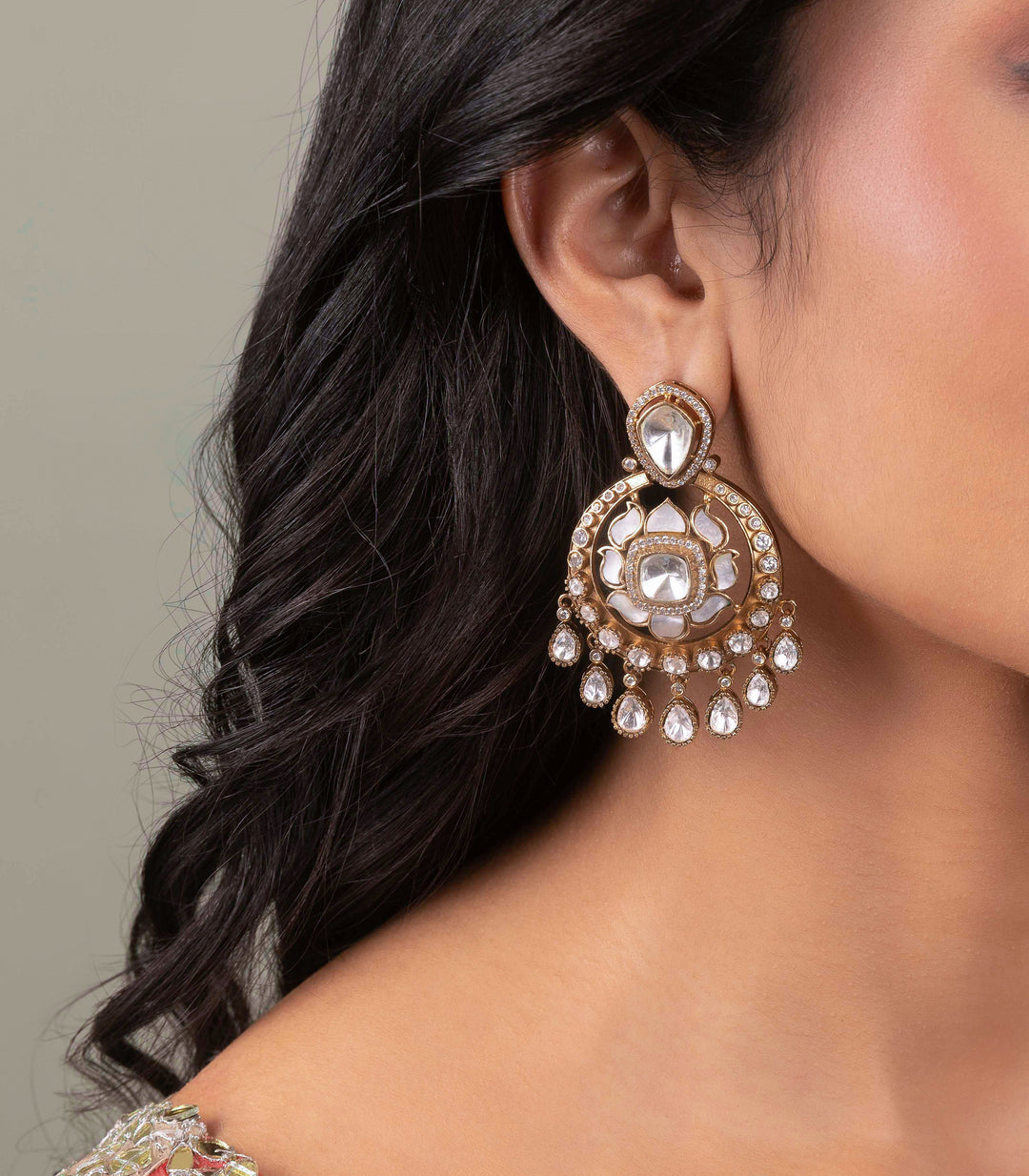 SADHIKA ANTIQUE FINISH MOTHER OF PEARL POLKI EARRING