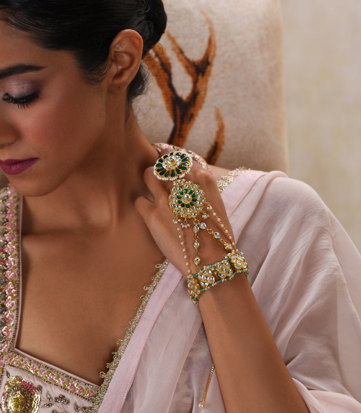 GOLD PLATED GREEN KUNDAN HATHPHOOL