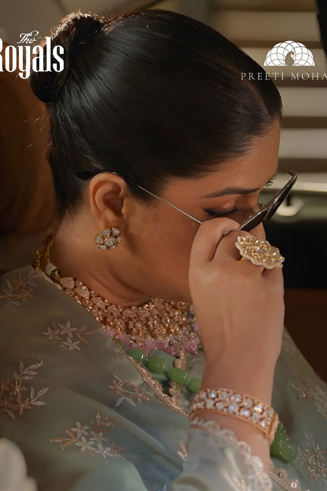 SAKSHI TANWAR IN LAVANYA ANTIQUE GREEN POLKI CHOKER