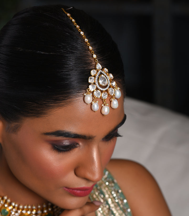 GIRIJA MOISSANITE TIKA