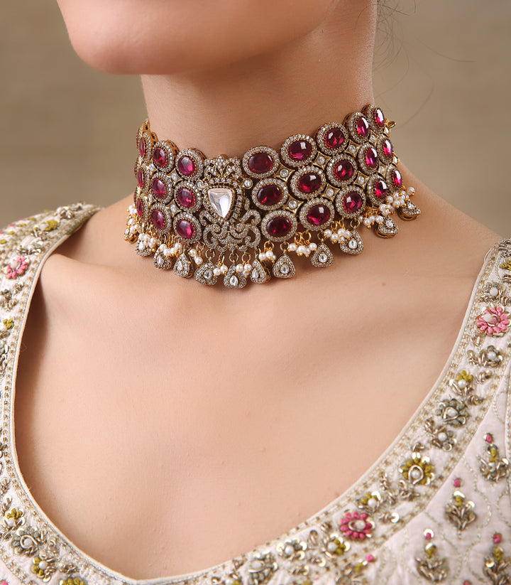 BHAVIYA ANTIQUE GOLD FINISH RED POLKI CHOKER SET