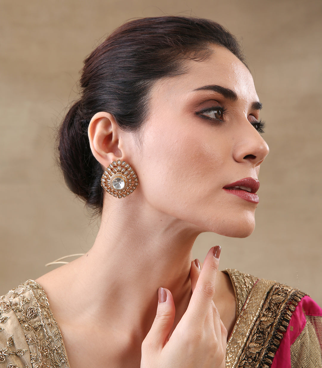 AAKRITI POLKI STUD