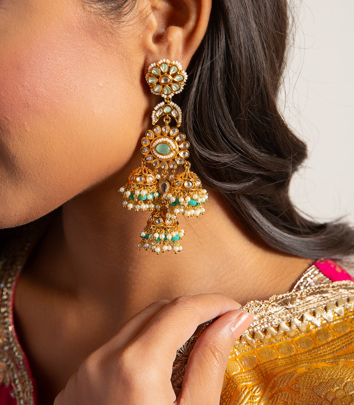 NIHARIKA MINT KUNDAN EARRING