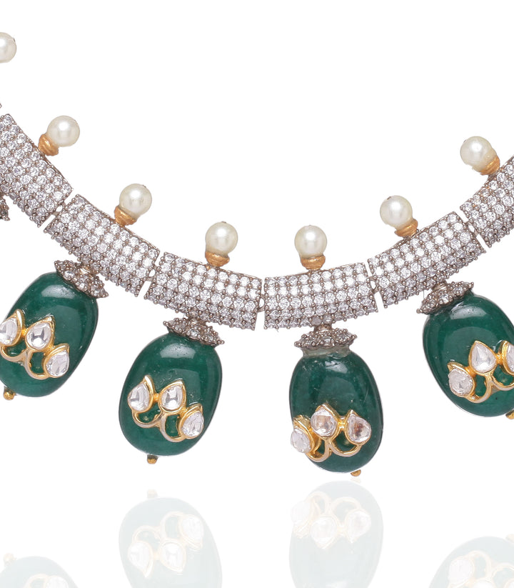 ISHVARI ANTIQUE GREEN NECKLACE SET