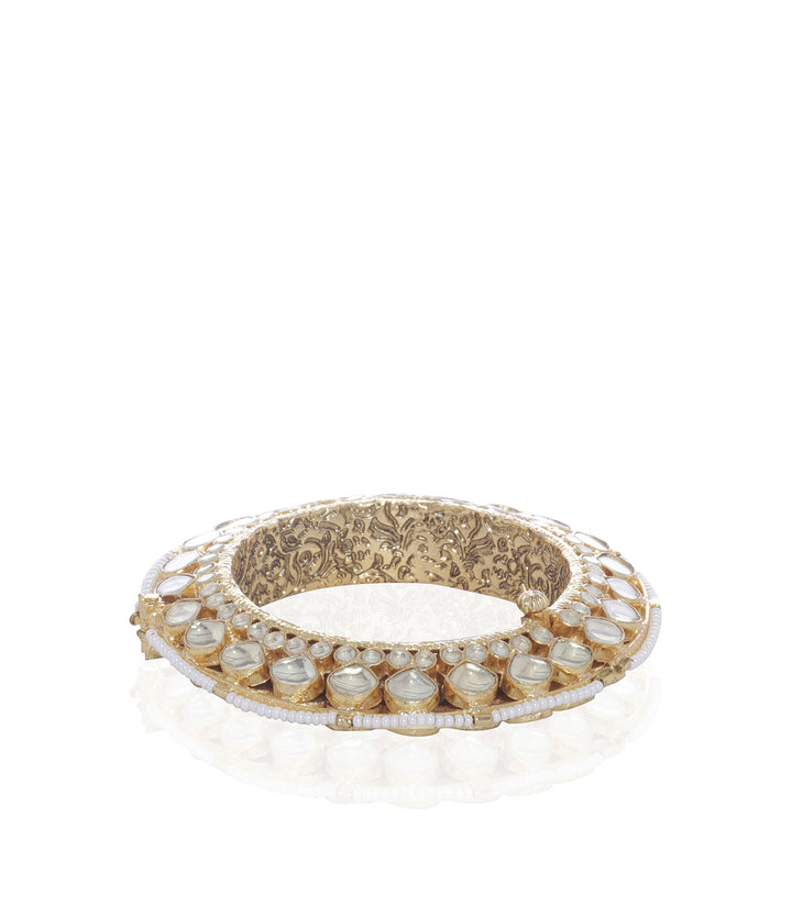 Aradhya Kundan Bangles