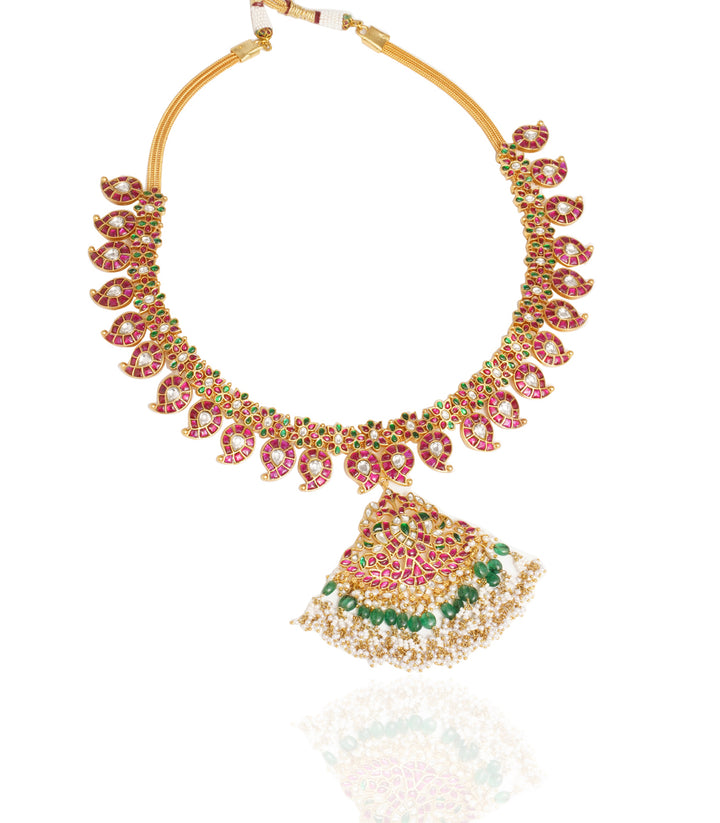 STUTI NECKLACE