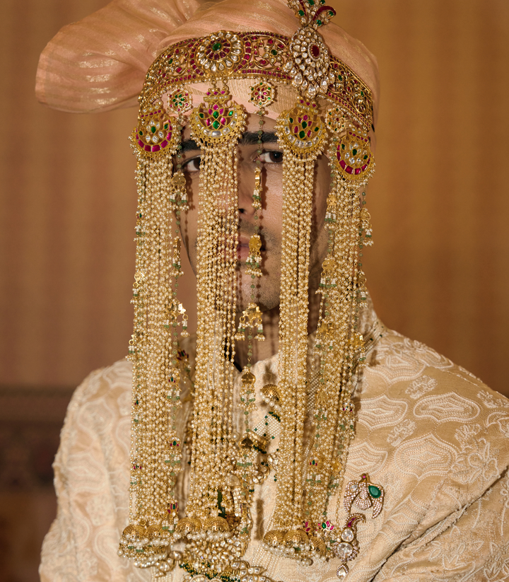 HARSHAVARDHANA RED & GREEN KUNDAN SEHRA