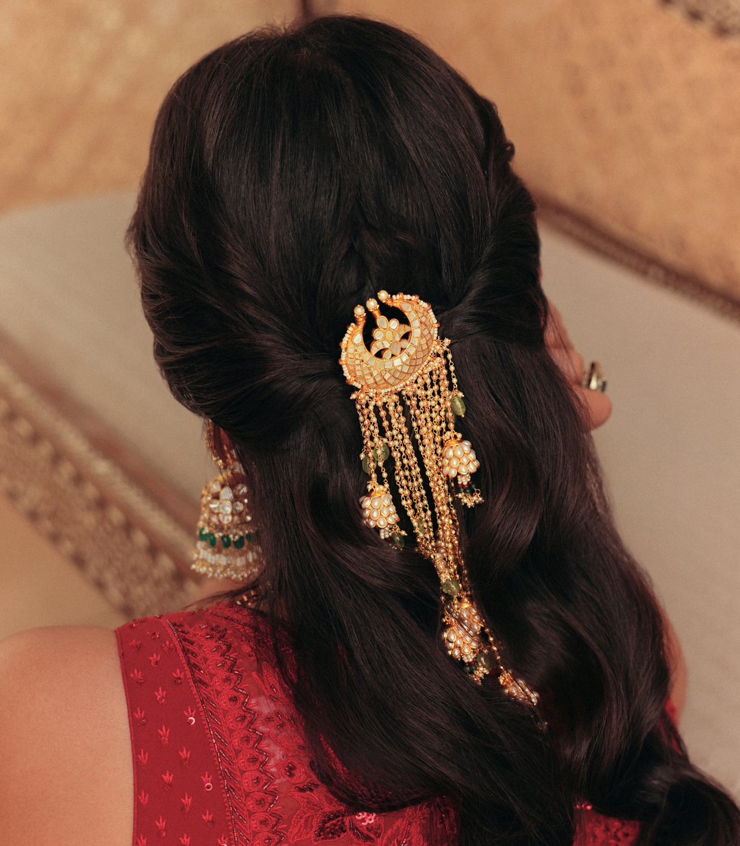 CHHAVI RED & GREEN MOTHER OF PEARL JUDA PIN