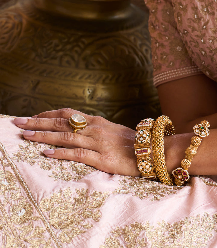 LAKSHITA RED & GREEN  KUNDAN BANGLES