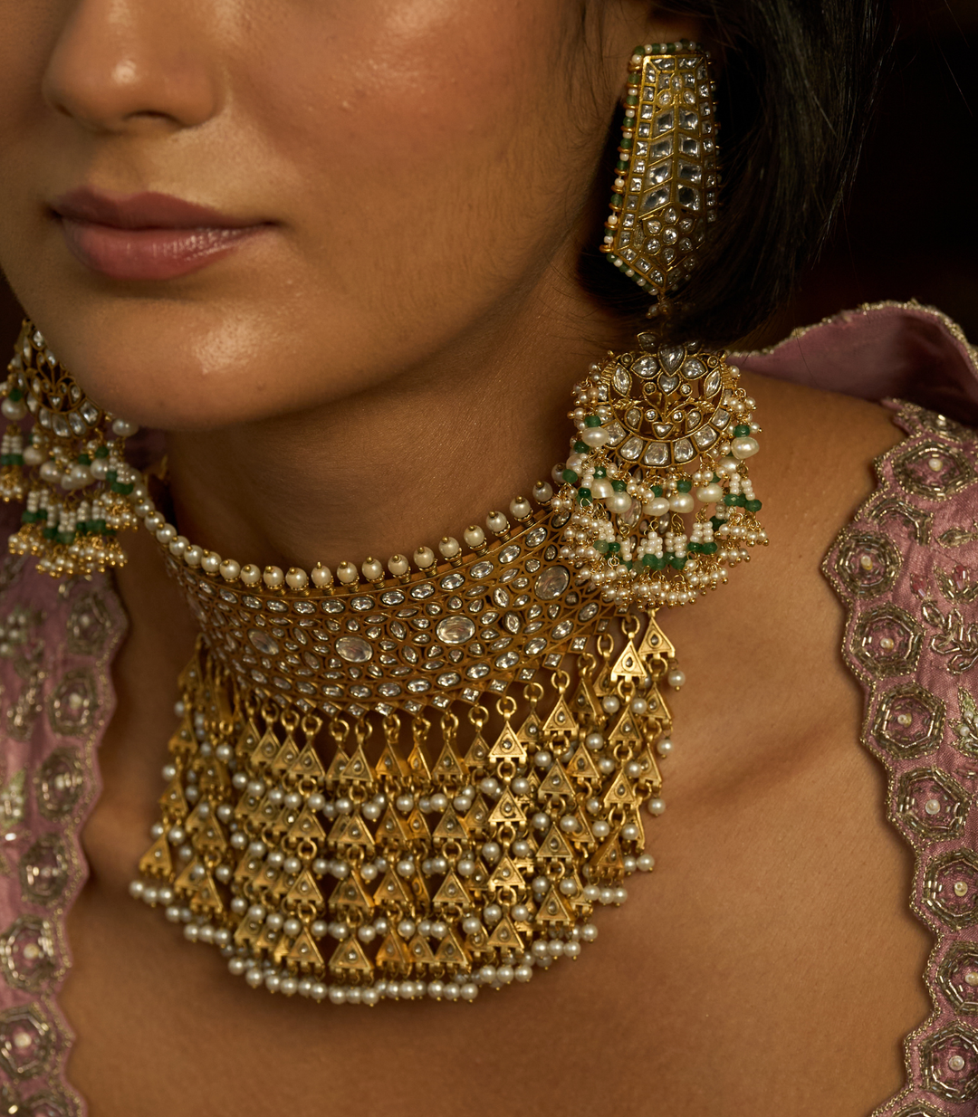 ZOHA  GREEN & WHITE KUNDAN CHANDBALI
