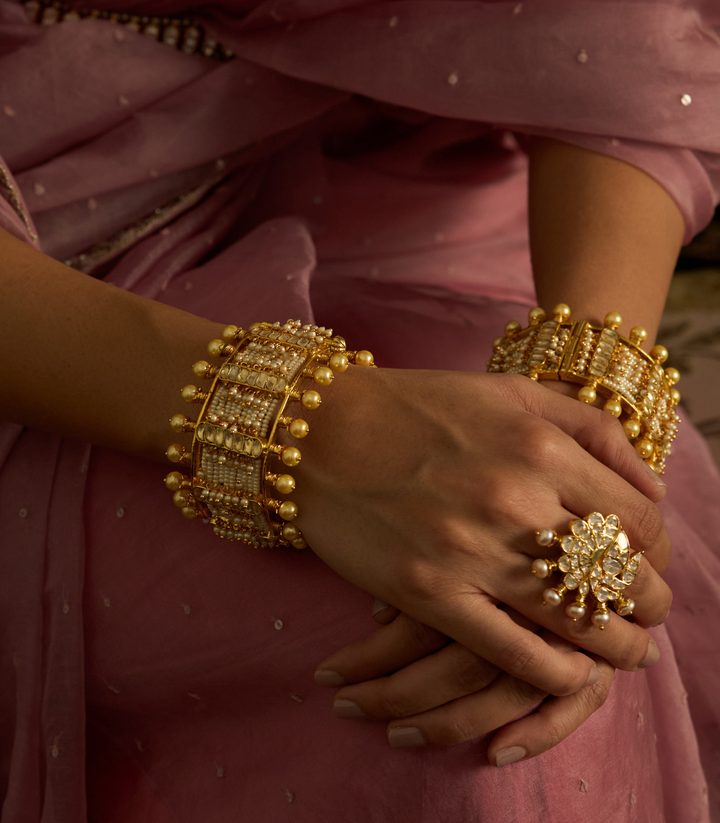 GAURI WHITE KUNDAN BANGLES