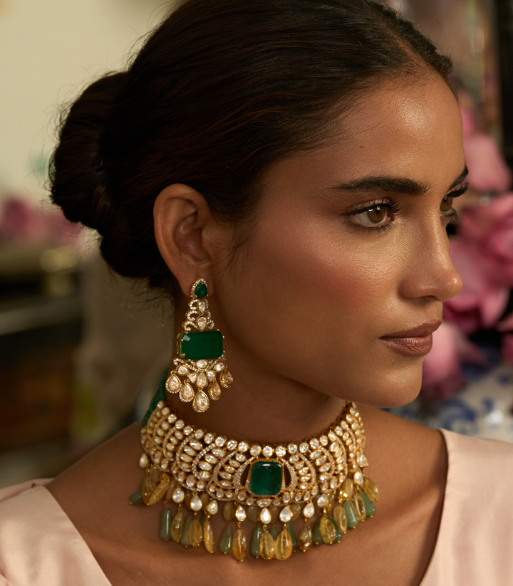 DIVYA GREEN MOISSANITE CHOKER