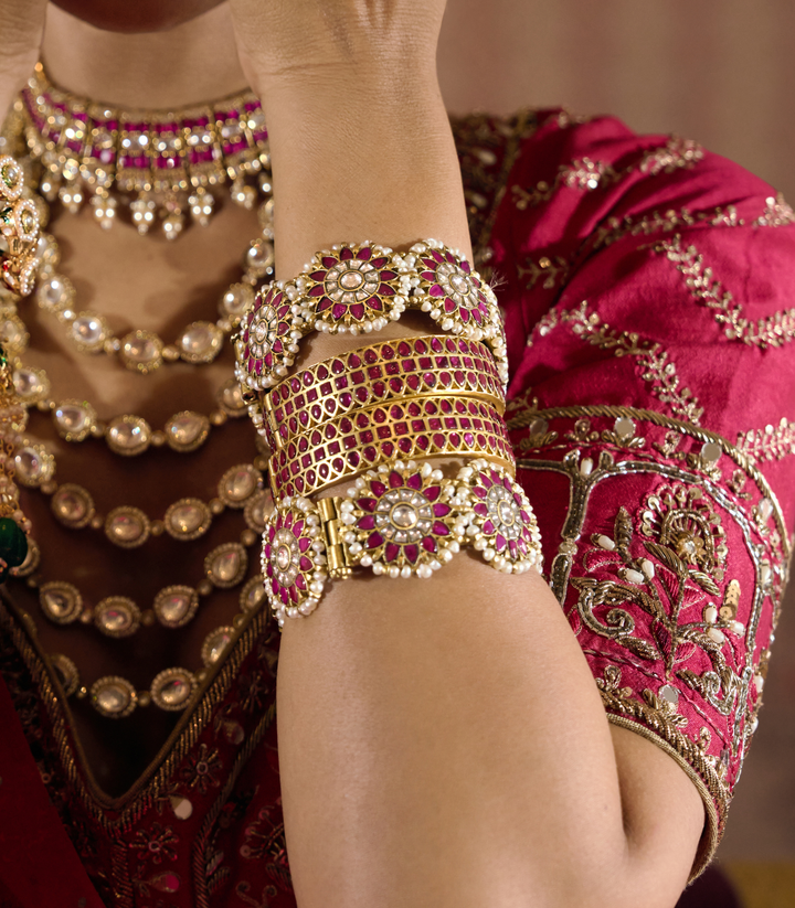 AVNI RED KUNDAN BANGLES