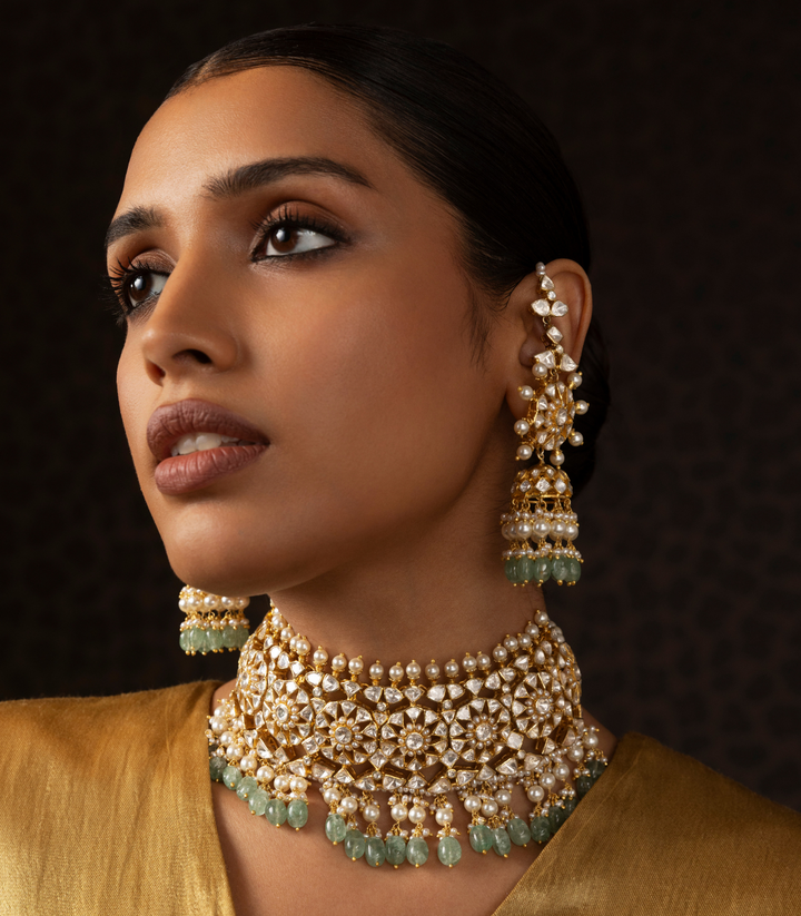 AVIKA GREEN MOISSANITE  NECKLACE SET