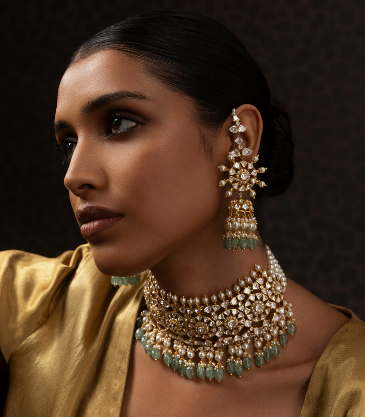 AVIKA GREEN MOISSANITE  NECKLACE SET