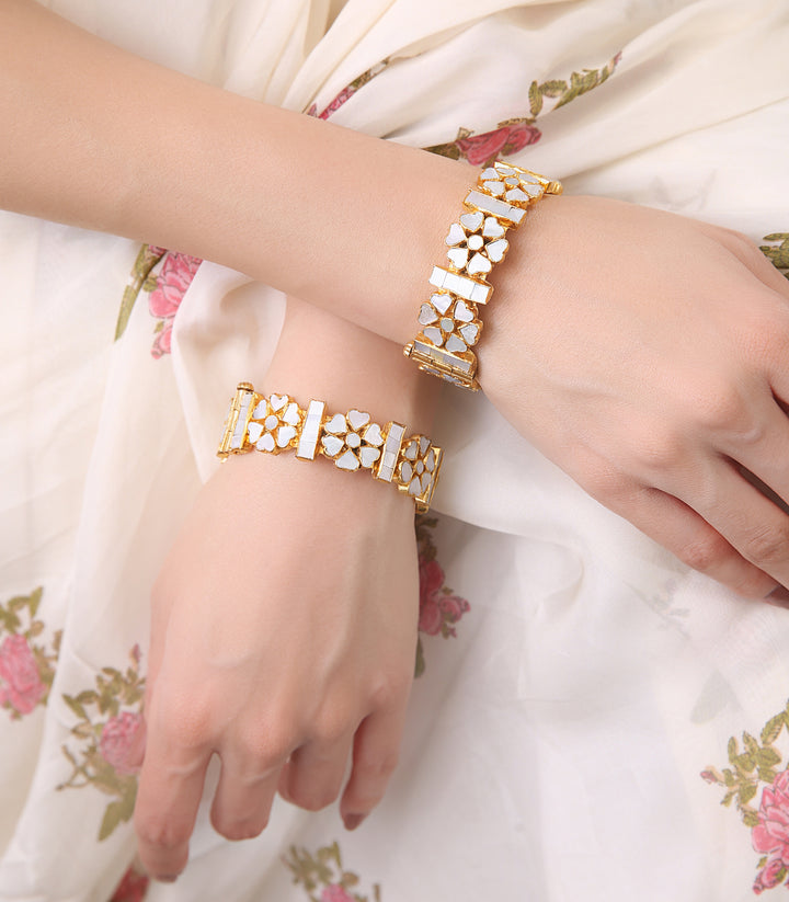 Mitali Mother Of Pearls Bangles