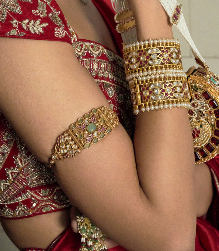 DEVMANI RED KUNDAN BANGLES