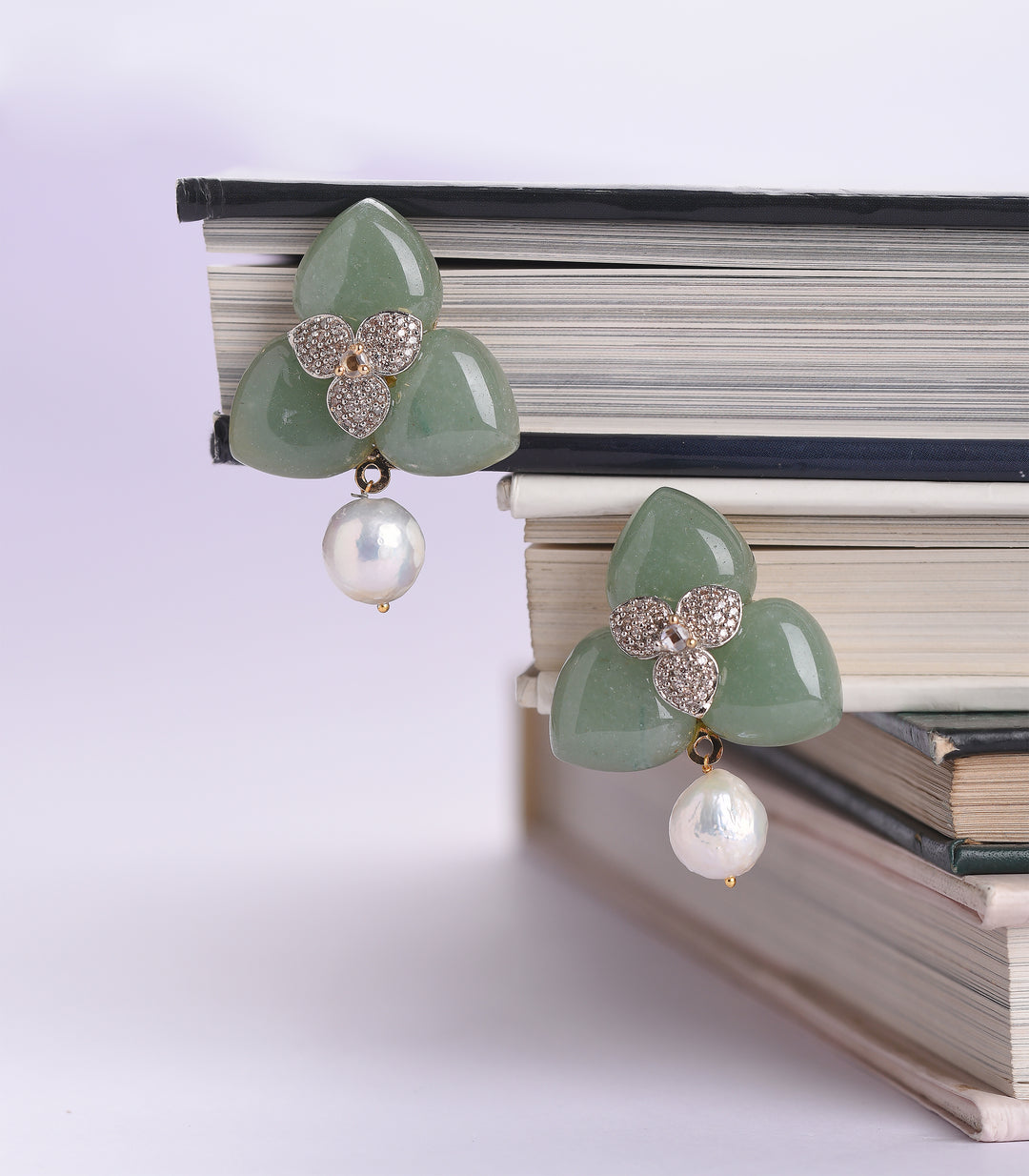 SILVER FINISH GREEN STUD WITH PEARL DROP
