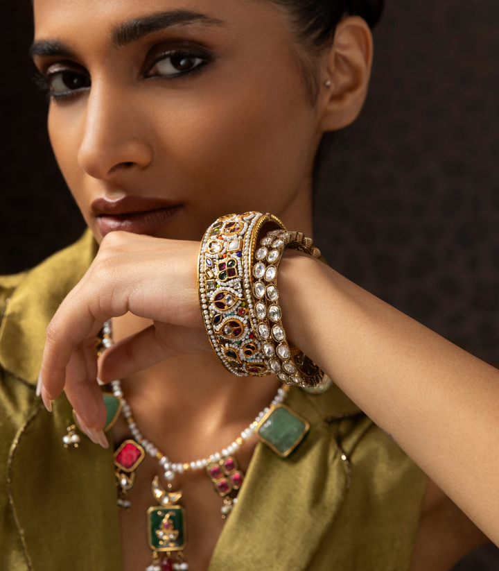 ISHANI NAVRATAN KUNDAN BANGLES