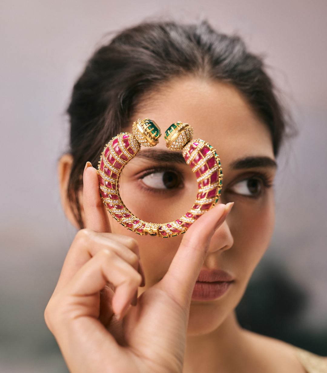 MENKA RED & GREEN BANGLES