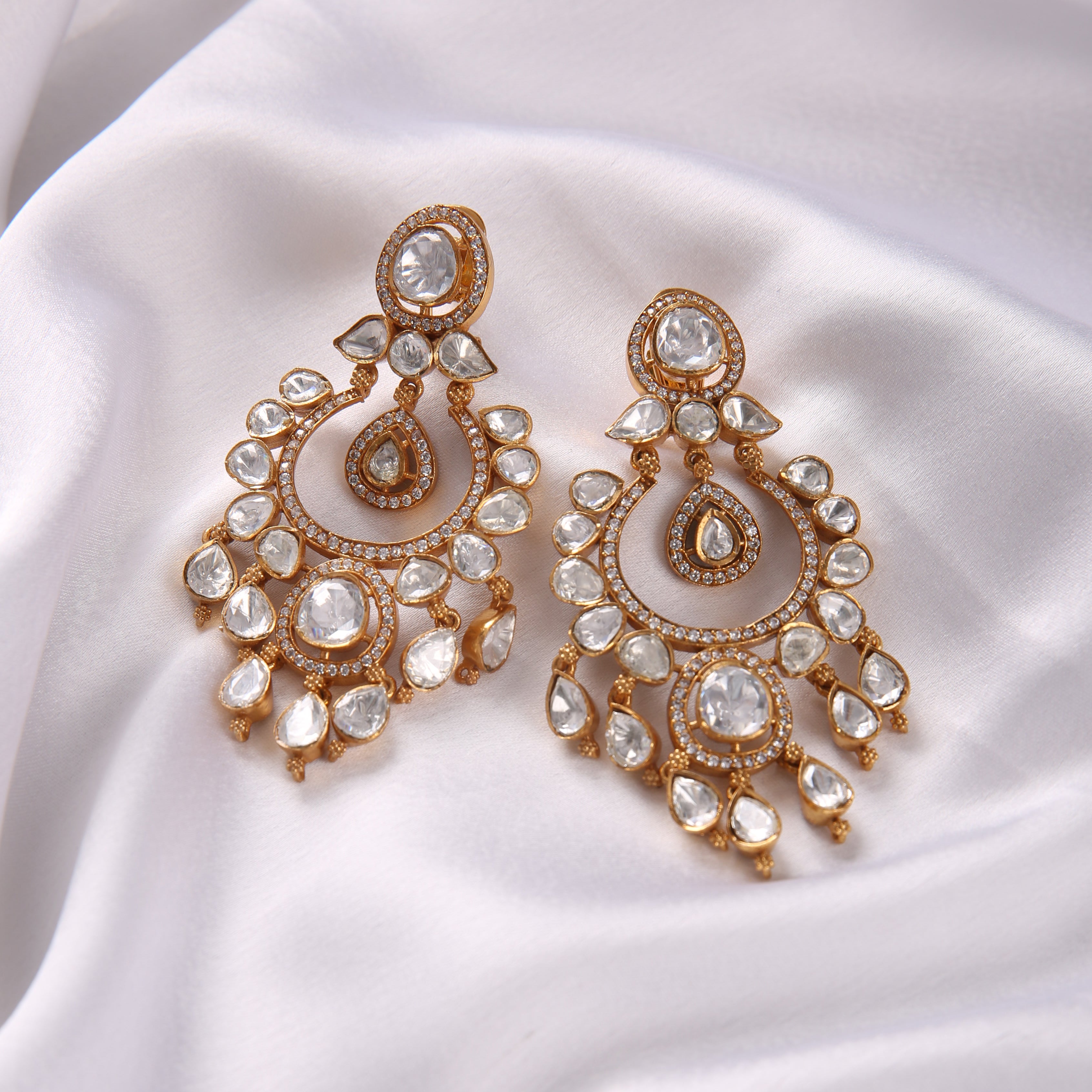 Buy 22Kt Gold Polki Pachi Floral Design Top Butaalu Earrings 451VG2503  Online from Vaibhav Jewellers