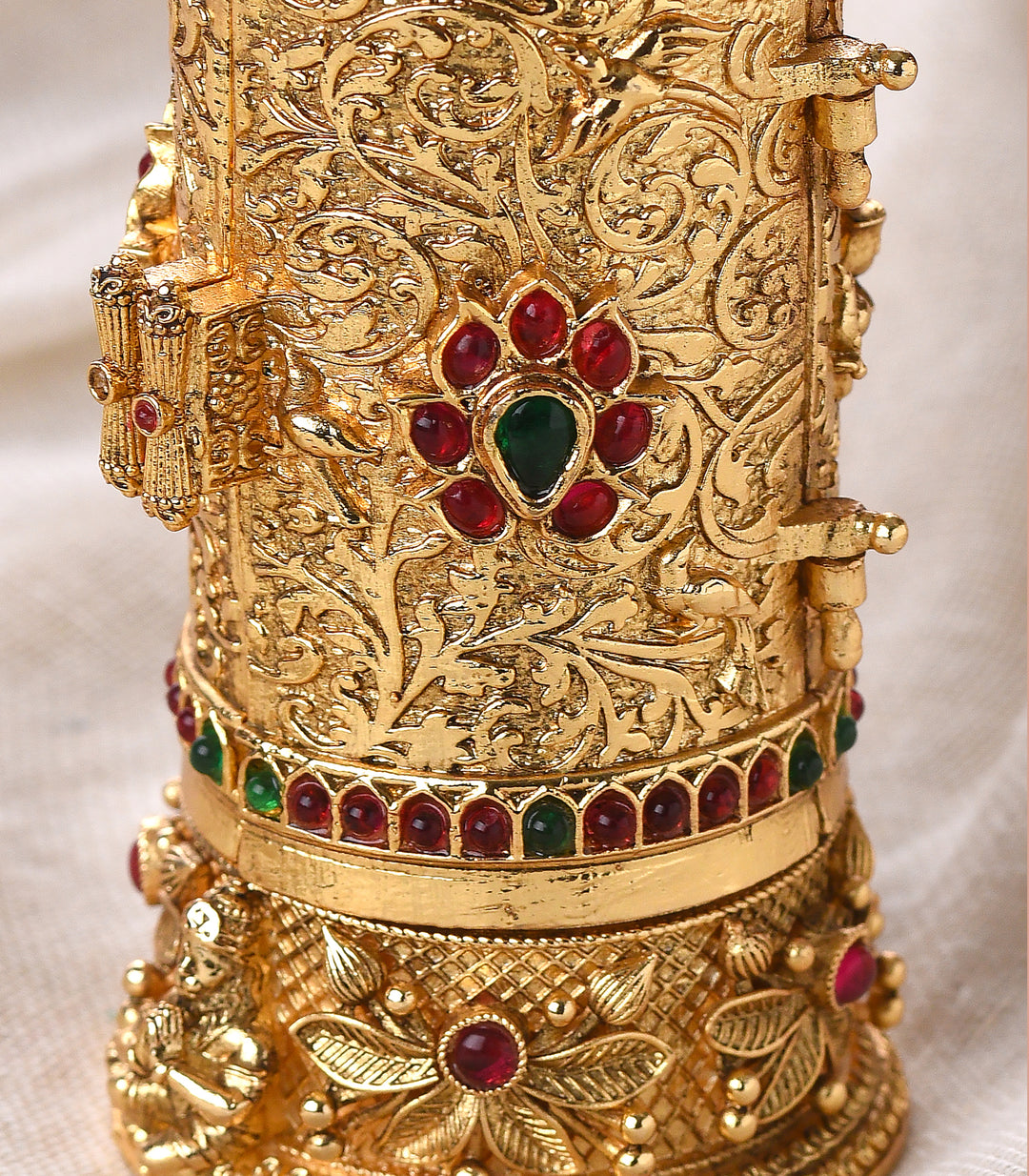 GOLD PLATED RAM DARBAR SINDOOR BOX