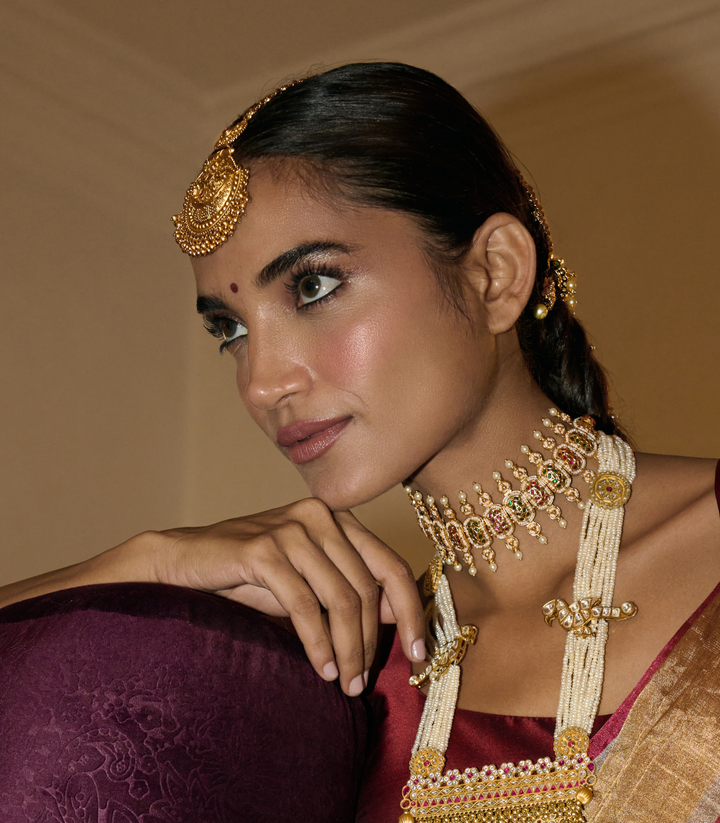 PRANAVI WHITE GOLD PLATED CHOKER