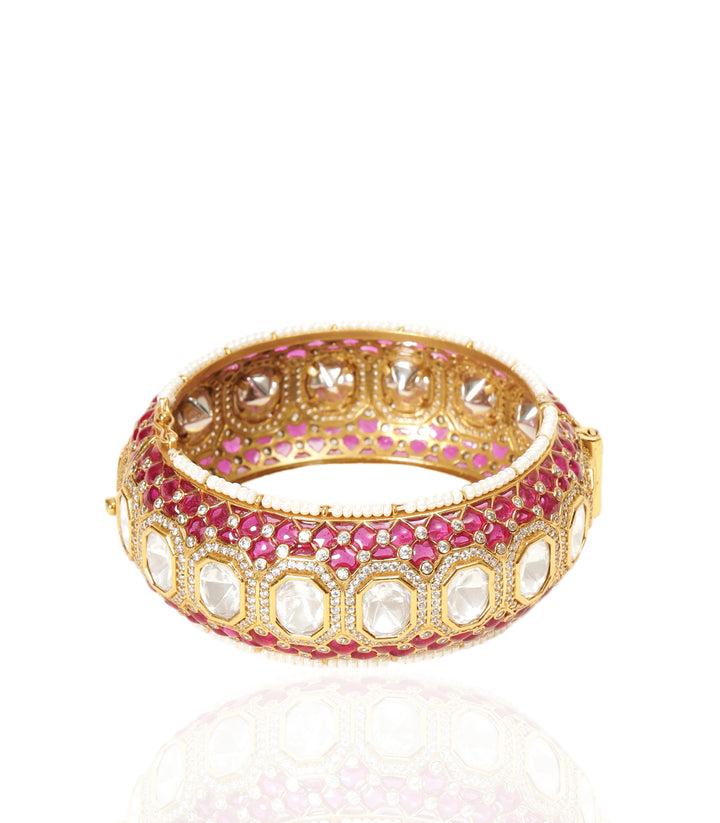 AVLEEN RED POLKI BANGLES
