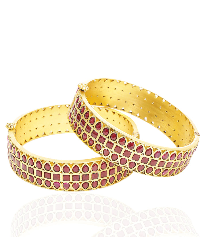 ANANDI RED KUNDAN BANGLES
