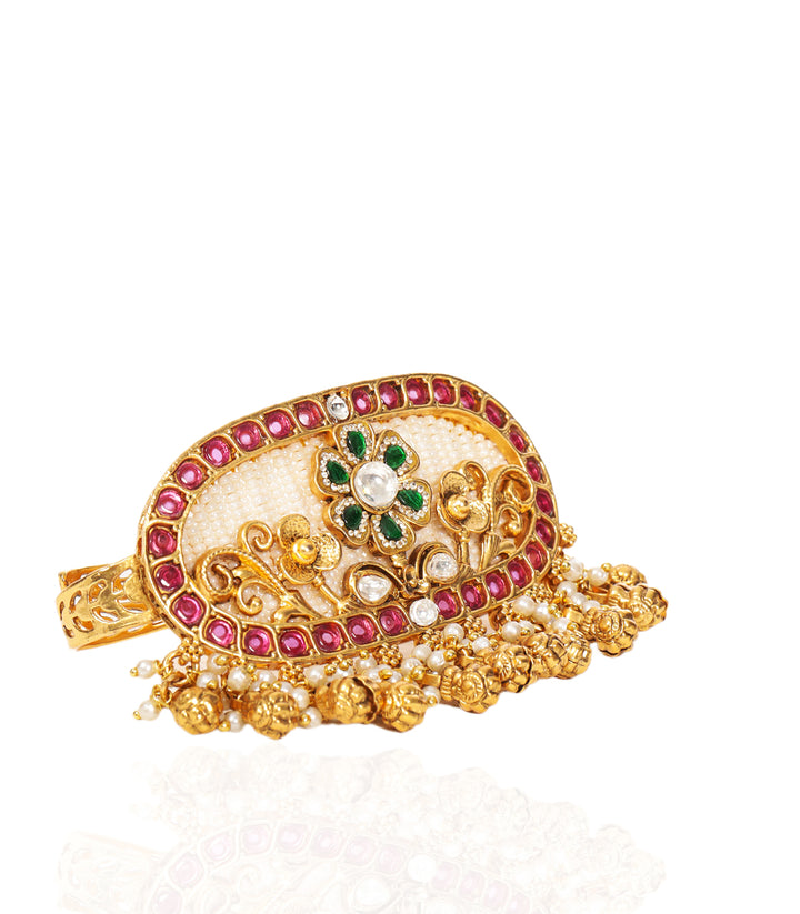 GEETIKA RED & GREEN  KUNDAN RING
