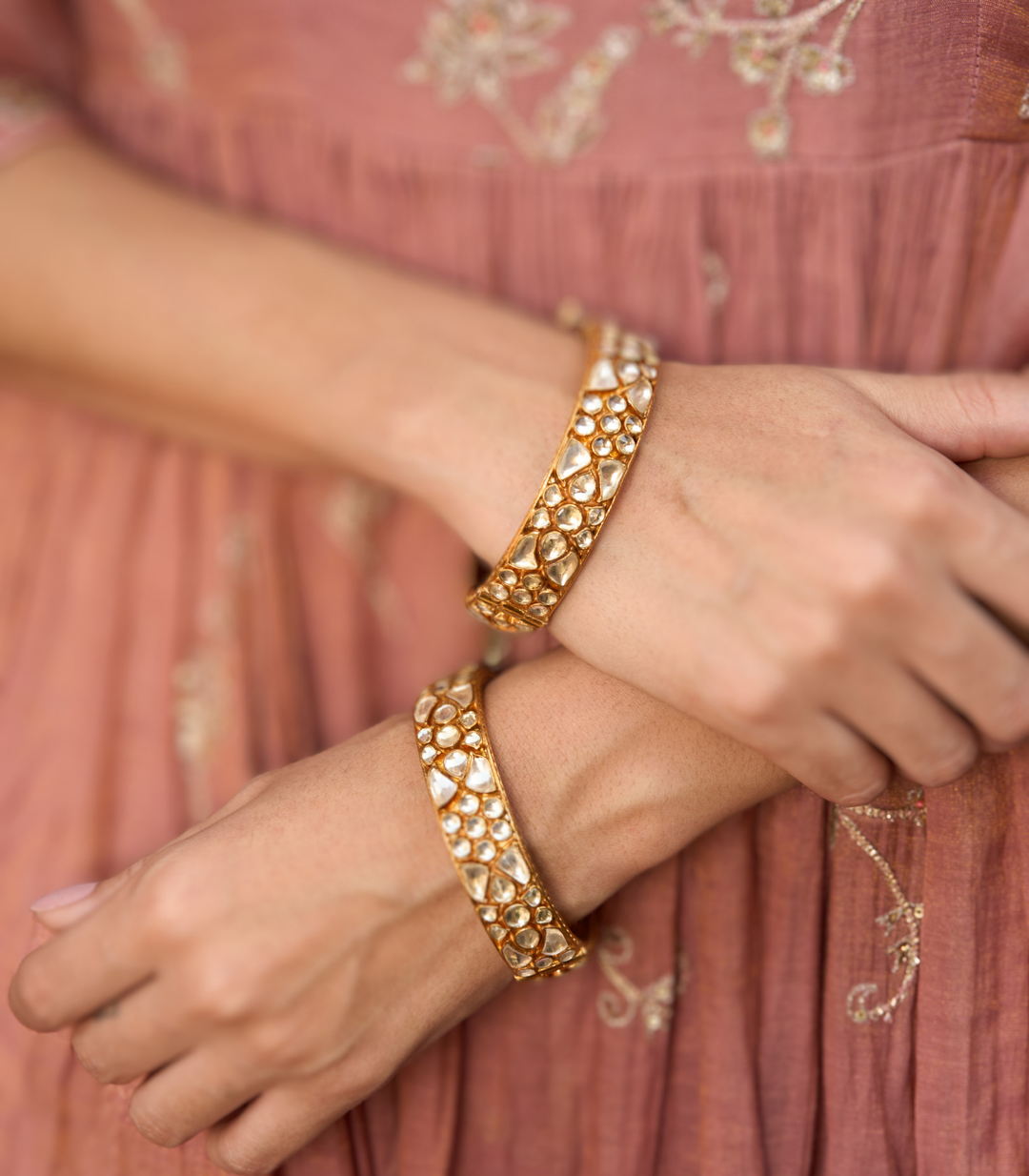 TANVI GOLD PLATED KUNDAN BANGLES