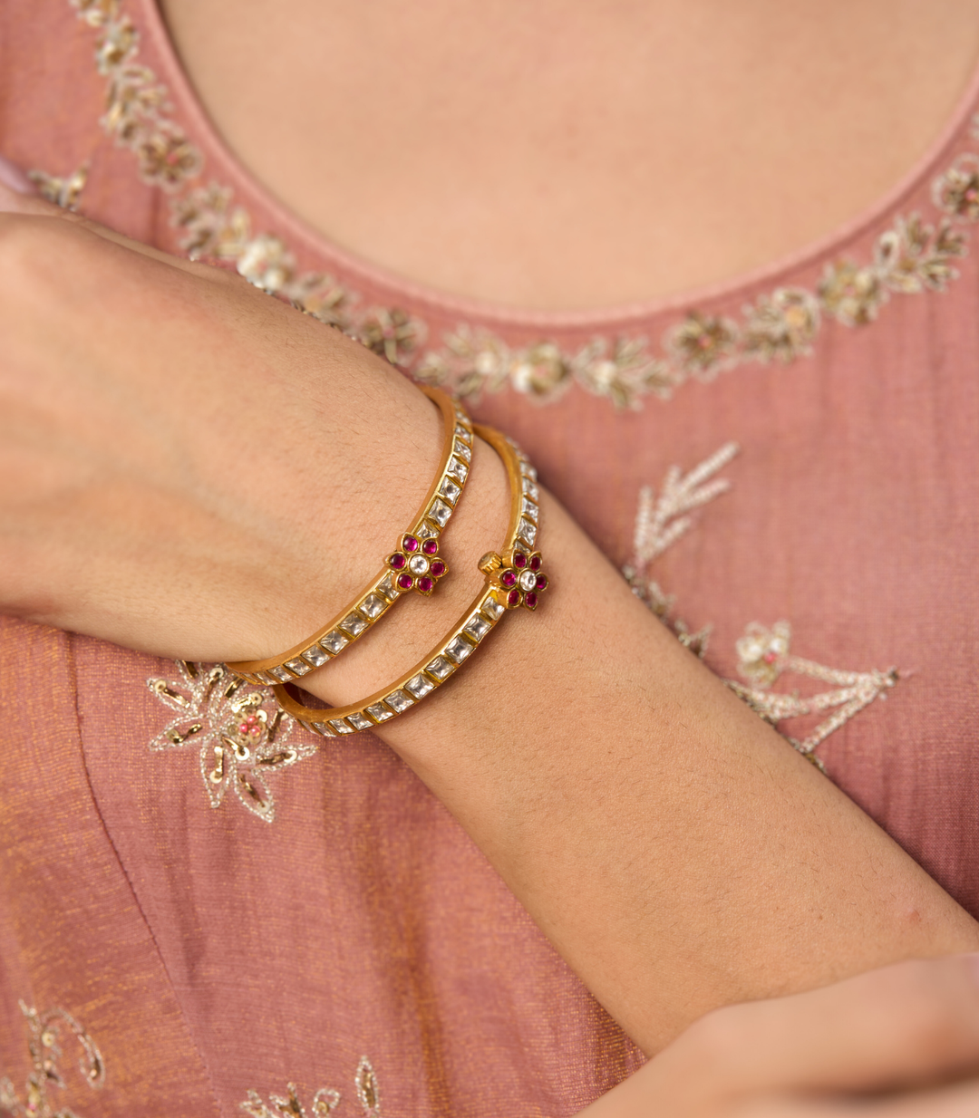 PRISHA RED KUNDAN BANGLES