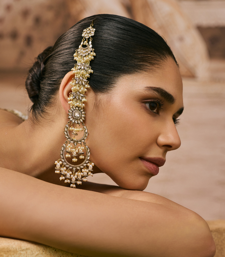 AASHIMA ANTIQUE FINISH WHITE POLKI CHANDBALI