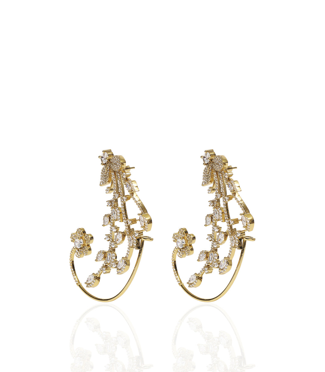 CHANDRIKA ANTIQUE GOLD FINISH ZIRCON EARCUFF