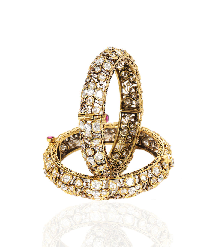 MENKA ANTIQUE FINISH POLKI BANGLES
