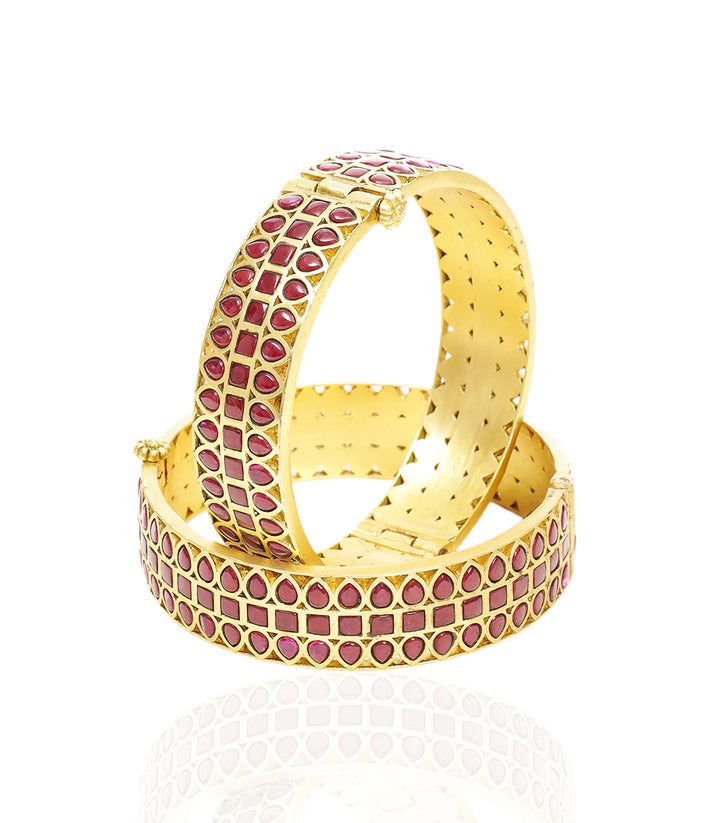 ANANDI RED KUNDAN BANGLES