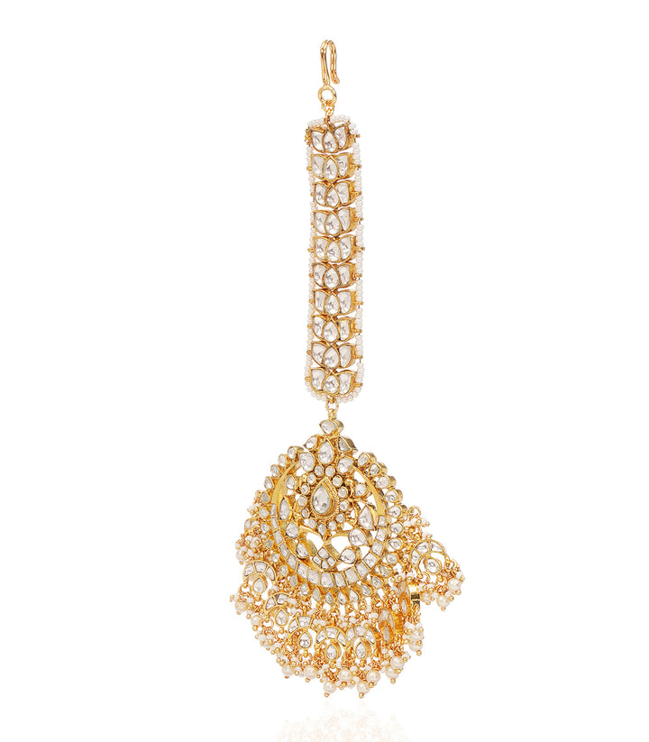 SAANVI WHITE KUNDAN TIKKA