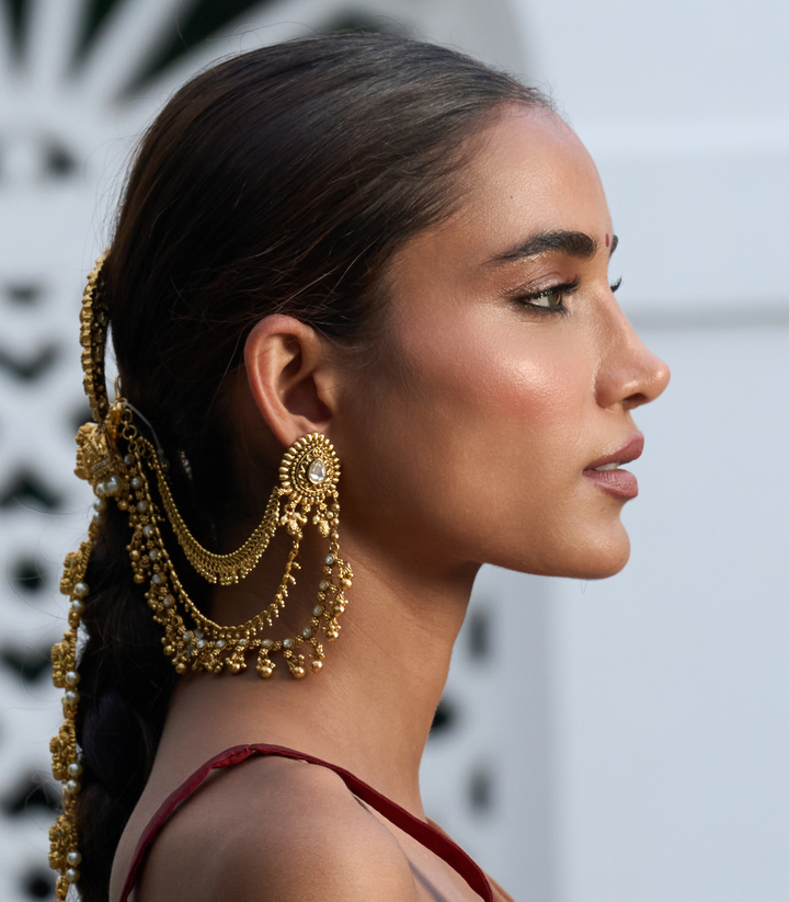 OJASVI GOLD PLATED KUNDAN STATEMENT EARRING