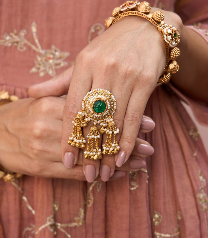 DEEPALI GREEN KUNDAN RING