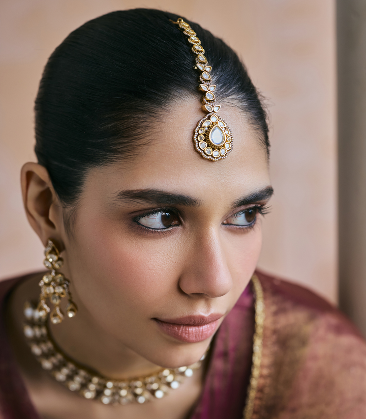AHVI ANTIQUE FINISH POLKI TIKA