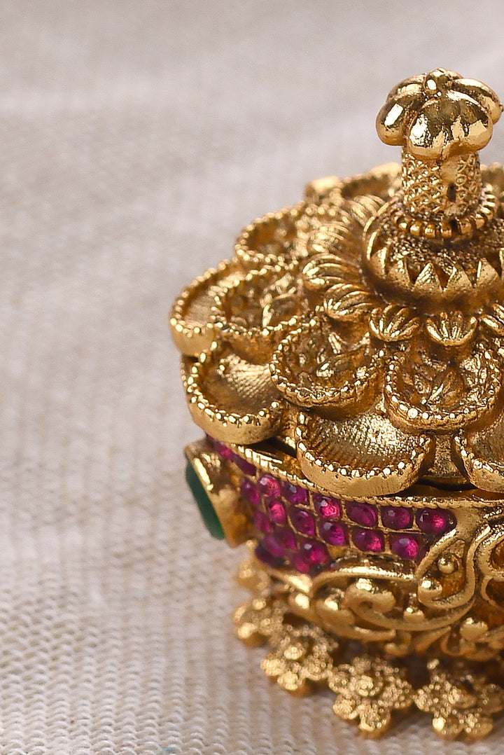 RED & GREEN GOLD PLATED SINDOOR BOX