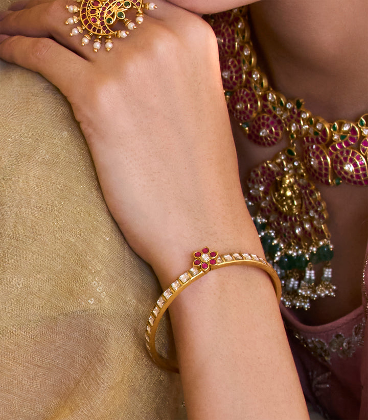 PRISHA RED KUNDAN BANGLES