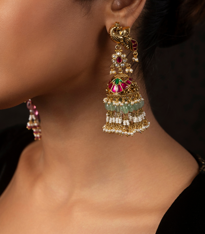 AAHANA KUNDAN JHUMKA