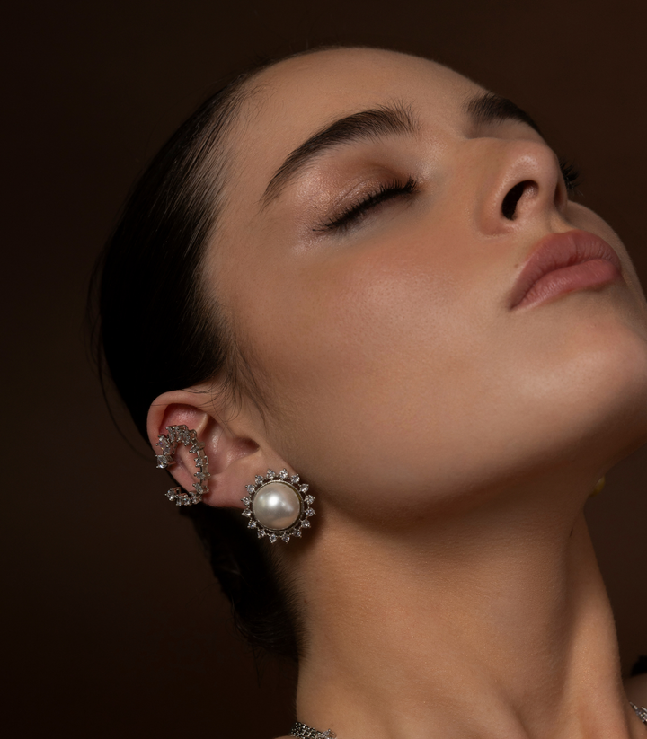 NANCY SILVER FINISH ZIRCON STUD