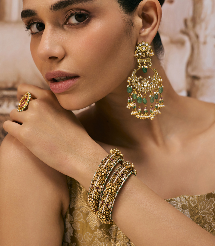 KAJAL RED & GREEN BANGLES