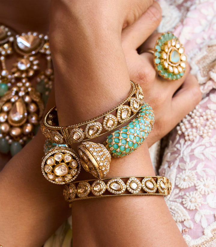 MIHIKA MINT POLKI BANGLES