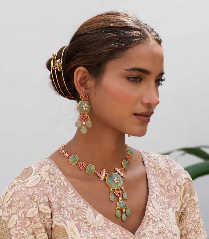 MAITREYI GREEN KUNDAN LONG NECKLACE